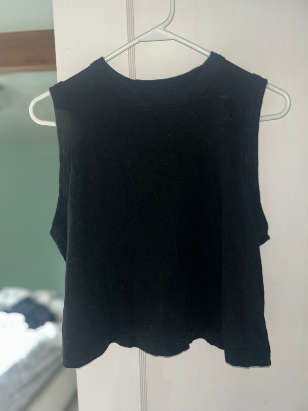 Black Sleeveless Womens Muscle Tee